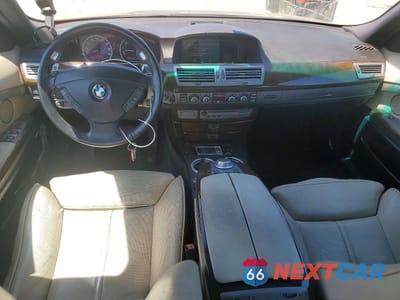Zdjęcie 8 z 12 samochodu: 2008 BMW 750 LI VIN:WBAHN83528DT79353 - miniatura