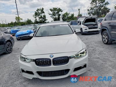 Piąte zdjęcie samochodu w środku: 2016 BMW 328 XI SULEV VIN:WBA8E3G59GNU03217 - miniatura