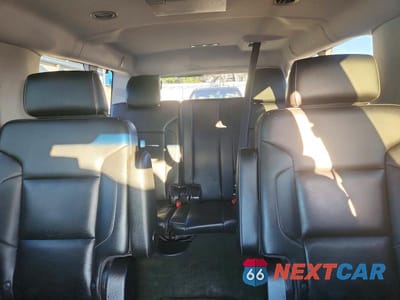 Zdjęcie 10 z 13 samochodu: 2015 CHEVROLET SUBURBAN K1500 LT VIN:1GNSKJKC8FR175057 - miniatura