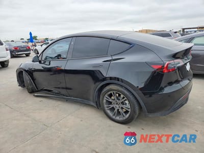 Drugie zdjęcie samochodu z przodu: 2024 TESLA MODEL Y VIN:7SAYGDED3RA305878 - miniatura