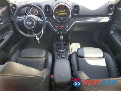 Zdjęcie 8 z 12 samochodu: 2017 MINI COOPER S COUNTRYMAN ALL4 VIN:WMZYT5C35H3D80608 - miniatura