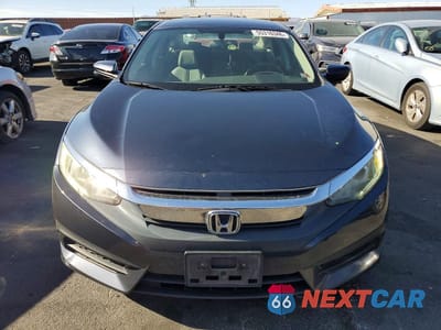 Piąte zdjęcie samochodu w środku: 2016 HONDA CIVIC EX VIN:19XFC2F79GE222412 - miniatura