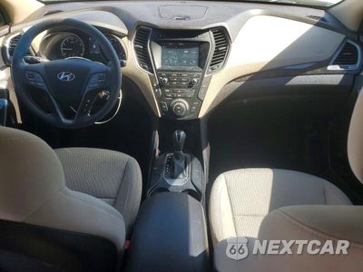 Zdjęcie 8 z 12 samochodu: 2017 HYUNDAI SANTA FE SPORT 2.4L VIN:5NMZU3LB6HH027435 - miniatura