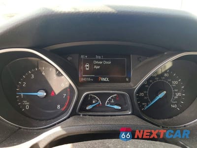 Zdjęcie 9 z 13 samochodu: 2017 FORD FOCUS SE VIN:1FADP3F26HL250818 - miniatura