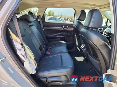 Zdjęcie 11 z 13 samochodu: 2024 KIA SORENTO S VIN:5XYRL4JC6RG305413 - miniatura