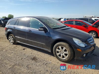 Czwarte zdjęcie samochodu z boku: 2008 MERCEDES-BENZ R 350 VIN:4JGCB65E08A075197 - miniatura
