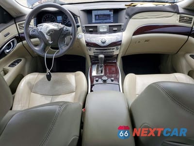 Zdjęcie 8 z 12 samochodu: 2015 INFINITI Q70L 3.7 VIN:JN1BY1PR5FM831431 - miniatura