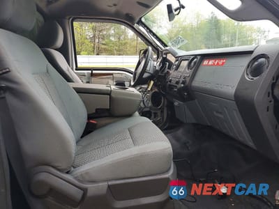 Zdjęcie 10 z 12 samochodu: 2016 FORD F450 SUPER DUTY VIN:1FDUF4GY6GEB27718 - miniatura