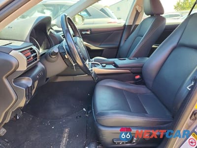 Zdjęcie 7 z 12 samochodu: 2016 LEXUS IS 300 VIN:JTHCM1D25G5002681 - miniatura