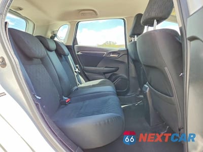 Zdjęcie 10 z 13 samochodu: 2015 HONDA FIT LX VIN:3HGGK5G57FM768587 - miniatura