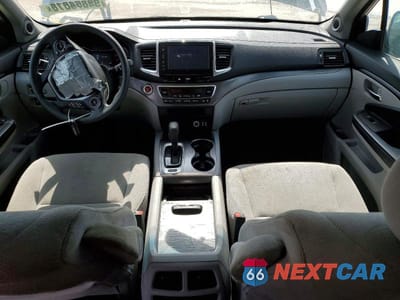 Zdjęcie 8 z 13 samochodu: 2016 HONDA PILOT EX VIN:5FNYF5H34GB030434 - miniatura