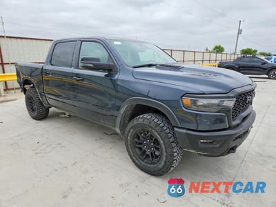 Czwarte zdjęcie samochodu z boku: 2025 RAM 1500 REBEL VIN:1C6SRFLP1SN744374 - miniatura
