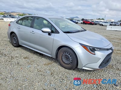Czwarte zdjęcie samochodu z boku: 2020 TOYOTA COROLLA LE VIN:JTDEPRAE3LJ083356 - miniatura