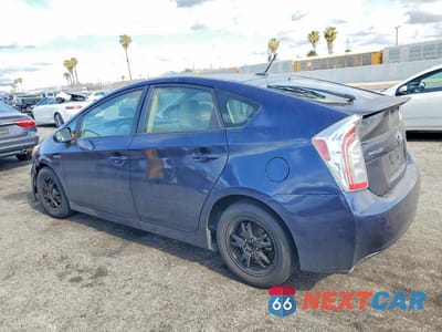 Drugie zdjęcie samochodu z przodu: 2014 TOYOTA PRIUS THREE VIN:JTDKN3DU1E1753112 - miniatura