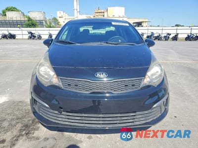 Piąte zdjęcie samochodu w środku: 2017 KIA RIO LX VIN:KNADM4A3XH6014886 - miniatura