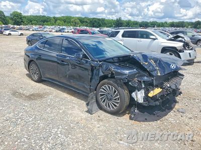 Czwarte zdjęcie samochodu z boku: 2025 HYUNDAI SONATA HYBRID LIMITED VIN:KMHL54JJ0SA126994 - miniatura
