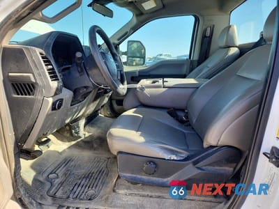 Zdjęcie 7 z 13 samochodu: 2022 FORD F250 SUPER DUTY VIN:1FTBF2A69NEG26260 - miniatura