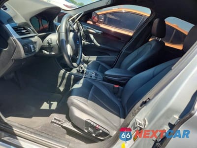 Zdjęcie 7 z 12 samochodu: 2019 BMW X1 SDRIVE28I VIN:WBXHU7C57K5L10937 - miniatura