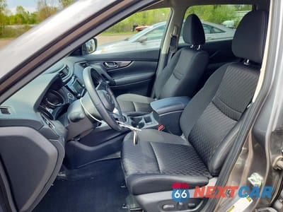 Zdjęcie 7 z 12 samochodu: 2020 NISSAN ROGUE SV VIN:KNMAT2MV6LP515576 - miniatura