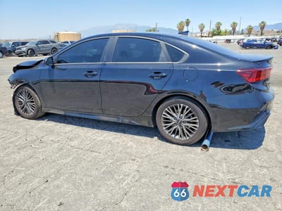 Drugie zdjęcie samochodu z przodu: 2024 KIA FORTE GT LINE VIN:3KPF54AD7RE786601 - miniatura