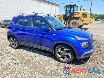 Czwarte zdjęcie samochodu z boku: 2023 HYUNDAI VENUE SEL VIN:KMHRC8A3XPU257221 - miniatura