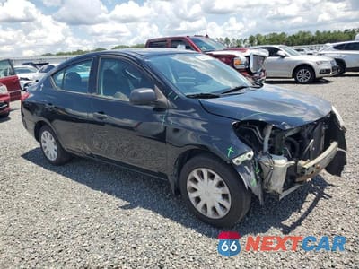 Czwarte zdjęcie samochodu z boku: 2014 NISSAN VERSA 1.6 S PLUS VIN:3N1CN7AP4EL841397 - miniatura