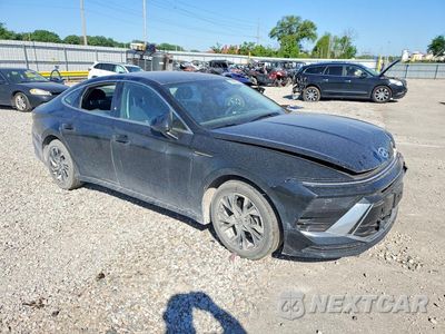 Czwarte zdjęcie samochodu z boku: 2025 HYUNDAI SONATA SEL VIN:KMHL64JA1SA429523 - miniatura