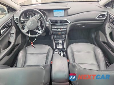 Zdjęcie 8 z 12 samochodu: 2018 INFINITI QX30 PREMIUM VIN:SJKCH5CR2JA047018 - miniatura