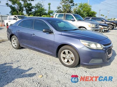 Czwarte zdjęcie samochodu z boku: 2015 CHEVROLET MALIBU LS VIN:1G11A5SL6FF137142 - miniatura
