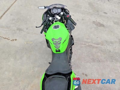 Zdjęcie 6 z 9 samochodu: 2018 KAWASAKI EX400 VIN:JKAEXKG19JDA09332 - miniatura