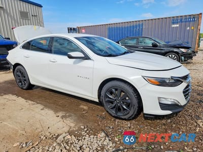 Czwarte zdjęcie samochodu z boku: 2020 CHEVROLET MALIBU LT VIN:1G1ZD5ST1LF093413 - miniatura