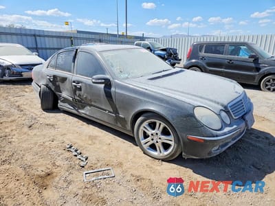 Czwarte zdjęcie samochodu z boku: 2006 MERCEDES-BENZ E 350 VIN:WDBUF56J36A936466 - miniatura