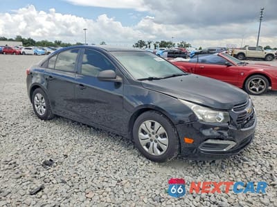Czwarte zdjęcie samochodu z boku: 2015 CHEVROLET CRUZE LS VIN:1G1PA5SH7F7213337 - miniatura