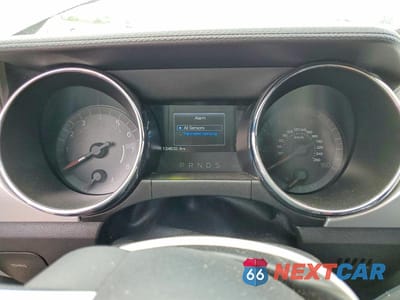 Zdjęcie 9 z 12 samochodu: 2016 FORD MUSTANG VIN:1FATP8UH0G5222113 - miniatura