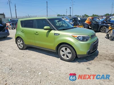 Czwarte zdjęcie samochodu z boku: 2015 KIA SOUL BASE VIN:KNDJN2A21F7764361 - miniatura