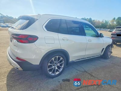 Trzecie zdjęcie samochodu z tyłu: 2026 BMW X5 XDRIVE40I VIN:5UX23EU02T9400518 - miniatura