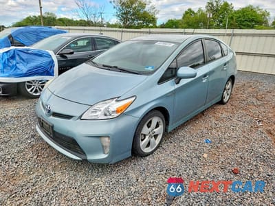 2014 TOYOTA PRIUS TWO JTDKN3DU7E1838973 - główne zdjęcie licytacji z USA - miniatura