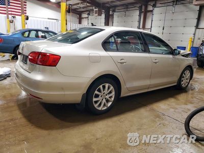 Trzecie zdjęcie samochodu z tyłu: 2012 VOLKSWAGEN JETTA SE VIN:3VWDP7AJ4CM119763 - miniatura