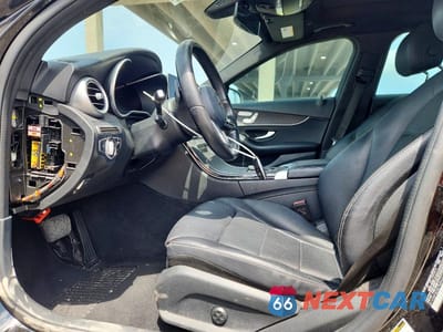 Zdjęcie 7 z 13 samochodu: 2021 MERCEDES-BENZ C 300 VIN:W1KWF8DB7MR646792 - miniatura