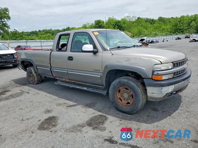 Czwarte zdjęcie samochodu z boku: 2000 CHEVROLET SILVERADO 2500HD VIN:1GCGK29U2YE398448 - miniatura