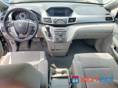 Zdjęcie 8 z 13 samochodu: 2015 HONDA ODYSSEY LX VIN:5FNRL5H24FB115972 - miniatura