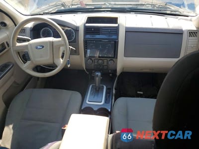 Zdjęcie 8 z 13 samochodu: 2010 FORD ESCAPE XLS VIN:1FMCU9C79AKA93049 - miniatura