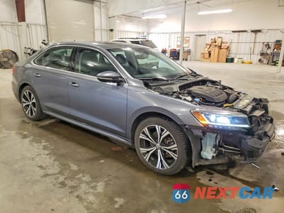 Czwarte zdjęcie samochodu z boku: 2022 VOLKSWAGEN PASSAT SE VIN:1VWSA7A38NC003108 - miniatura