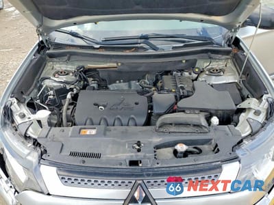 Zdjęcie 11 z 12 samochodu: 2020 MITSUBISHI OUTLANDER ES VIN:JA4AD2A36LZ046486 - miniatura