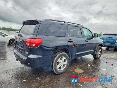 Trzecie zdjęcie samochodu z tyłu: 2017 TOYOTA SEQUOIA SR5 VIN:5TDZY5G14HS068354 - miniatura