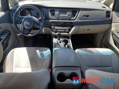Zdjęcie 8 z 13 samochodu: 2016 KIA SEDONA LX VIN:KNDMB5C18G6151446 - miniatura