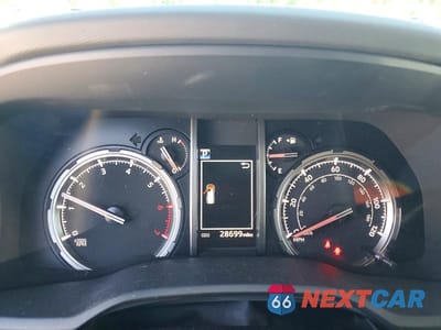 Zdjęcie 9 z 14 samochodu: 2023 TOYOTA 4RUNNER VIN:JTERU5JR4P6169365 - miniatura