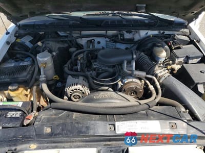 Zdjęcie 11 z 12 samochodu: 1999 GMC SONOMA VIN:1GTCS19XXX8500479 - miniatura