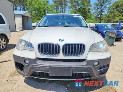 Piąte zdjęcie samochodu w środku: 2013 BMW X5 XDRIVE35I VIN:5UXZV4C54D0B17627 - miniatura