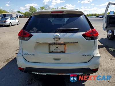Zdjęcie 6 z 12 samochodu: 2019 NISSAN ROGUE SV VIN:JN8AT2MV1KW379978 - miniatura